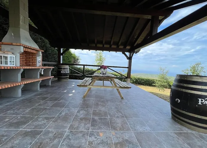 Magnifica Mirando Al Mar *